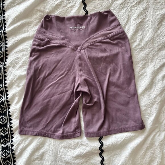 Alphalete - Alphalux collection Shorts - Picture 3 of 5